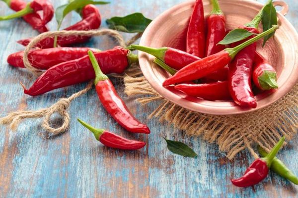 Secretul lui Chef Florin Dumitrescu pentru a mânca picant, fără să aibă parte de arsuri și disconfort