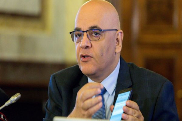 Mii de oameni fără curent electric în Alba și Hunedoara. Raed Arafat: „10.000 de persoane nu au curent electric din cauza condiţiilor meteo”