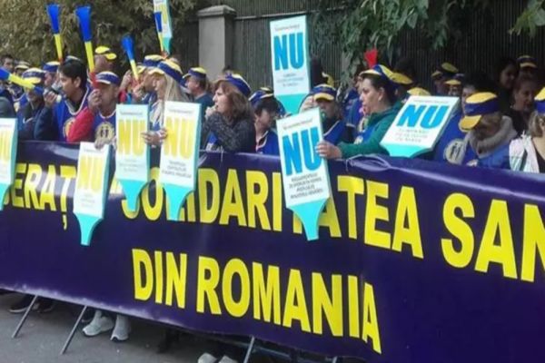 Austeritatea lui Bolojan în Sănătate. Sindicatele anunță pregătiri pentru greva generală