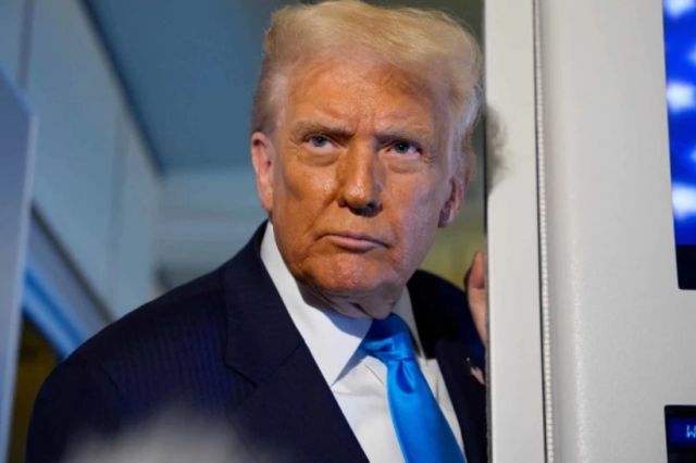 Macron îl critică dur pe Trump: „Golește NATO de substanță prin declarații contradictorii