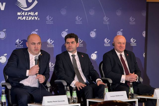 Suceava ar putea avea zbor direct spre Varșovia: Ștefan Cucoradă - discuții la Congresul European din Polonia