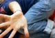 Gura Humorului. Un individ și-a urmărit concubina și a luat-o la bătaie în plină zi, în centrul orașului