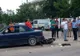 Marginea. Tânăr rănit după ce a intrat cu motocicleta într-o mașină FOTO