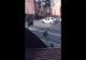 Autospeciale de poliție filmate în timp ce întorc pe linia dublă continuă VIDEO