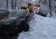 Accident la ieșire din Suceava spre Ipotești. Trei autovehicule au fost avariate FOTO
