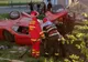 FOTO Șofer grav rănit după ce s-a izbit cu BMW-ul într-un copac, în prima zi de Paști