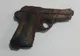 Pistol din anul 1917 găsit între grinzile acoperișului unei școli