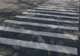 Un șofer a lovit o femeie pe trecerea de pietoni, apoi a părăsit locul accidentului