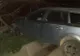 Două persoane au fost rănite după ce mașina în care se aflau s-a izbit în gardul unui imobil FOTO