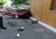 Un octogenar a ajuns la spital după ce s-a oprit cu mașina într-o casă