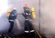 Incendiu la Dornești. Un bărbat a avut nevoie de îngrijiri medicale