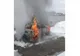 Autoturism făcut scum din cauza unui incendiu